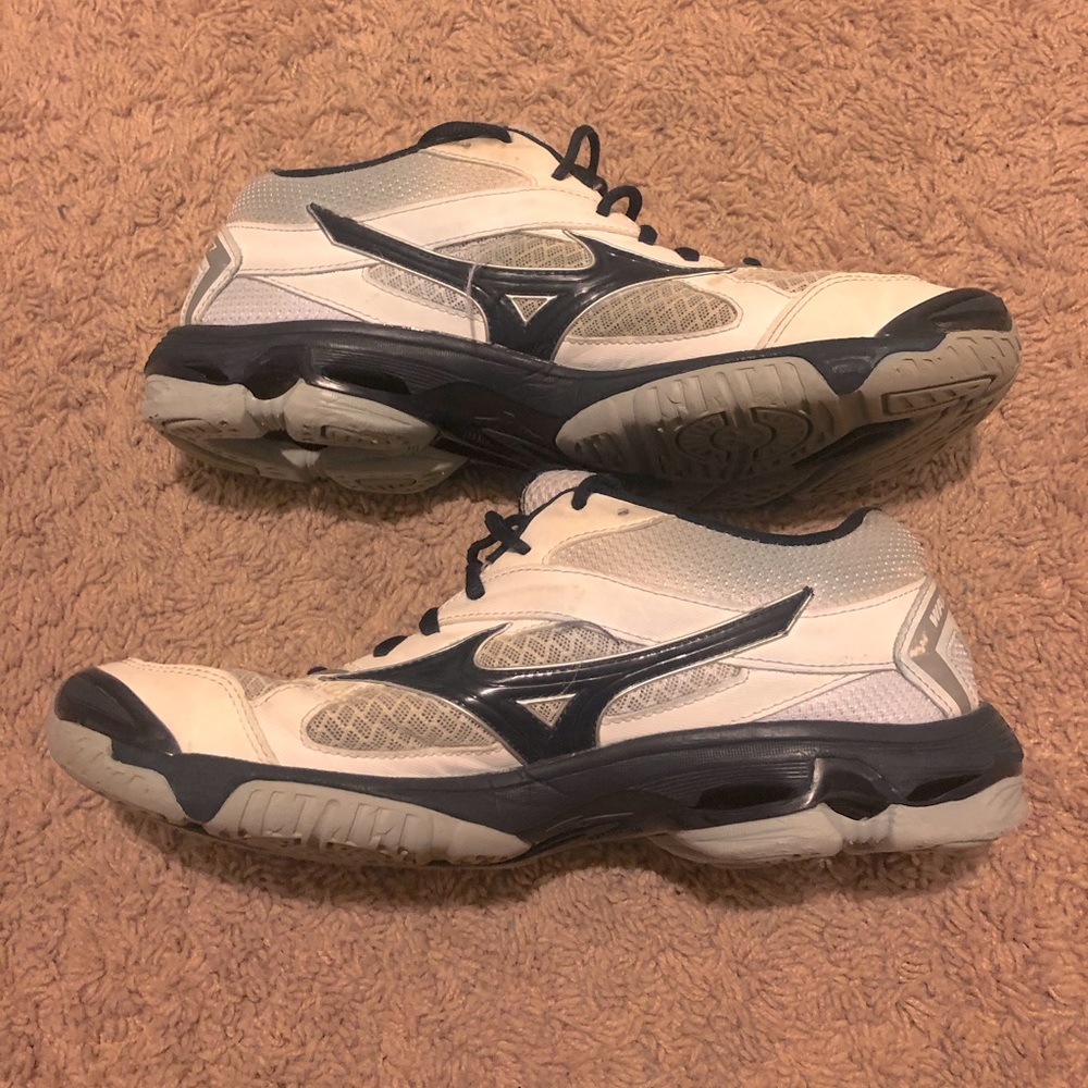 Navy Mizuno Wave Bolt 7 Women’s Volleyball Shoes
